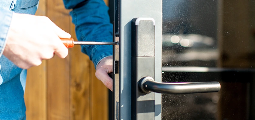 Aluminium Door Lock Replacement in August, California