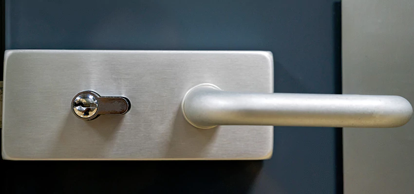 Change Patio Door Locks in August, California